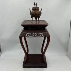 【美品(詳細有)】香炉(幸雲) 香炉台(透かし彫り/猫足) 木製 花台 高卓 中国 キリン(中国)のモチーフ付 お香 1セット 置物 インテリアの画像
