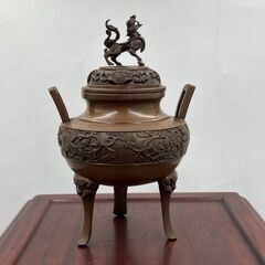 【美品(詳細有)】香炉(幸雲) 香炉台(透かし彫り/猫足) 木製 花台 高卓 中国 キリン(中国)のモチーフ付 お香 1セット 置物 インテリアの画像