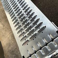  ラダーレール 2本組　折り畳み式　 　スチール製 バイク　耕うん機等搬入搬出用　の画像