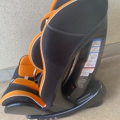 LEAMAN チャイルドシートの画像