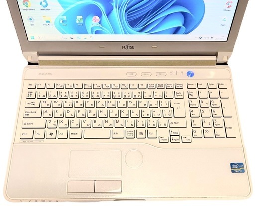 ?富士通Lifebook AH53/K 15.6インチ/i5第ニ世代4コア8スレッド/メモリ8GB/ブルーレイDVDドライブ/Wind