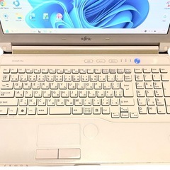 🔵富士通Lifebook AH53/K 15.6インチ/i5第ニ世代4コア8スレッド/メモリ8GB/ブルーレイDVDドライブ/Windows11pro/SSD256gb/Webカメラ/Office2021/アプリ多数すぐ使えるの画像