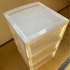 収納ケース　プラケース　衣装ケース
の画像