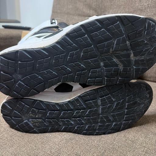 asics アシックス　安全靴　作業靴　27.0