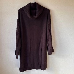 ブラウン　ニットワンピースの画像