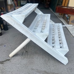 フラワースタンド　３段　花台　 　 高さ45センチ　３段　幅72センチの画像