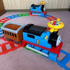 電動乗車きかんしゃトーマス2台の画像