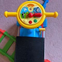 電動乗車きかんしゃトーマス2台の画像