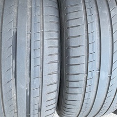 中古タイヤ　225/50R18 
の画像