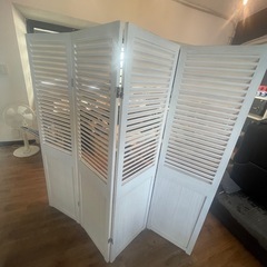 〖美品〗4連パーテーションの画像