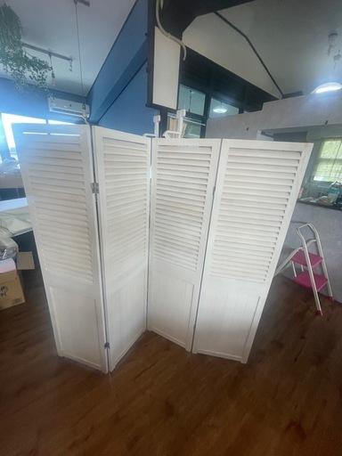 残り1つ!!〖美品〗4連パーテーション