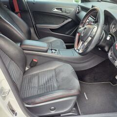 ★A250シュポルト４WD★４万キロ台！の画像