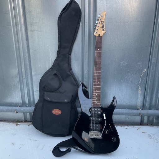 Yamaha RGX 121D ブラック色