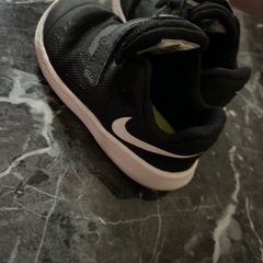 子どもシューズの画像