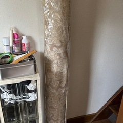 カーテンの生地の画像