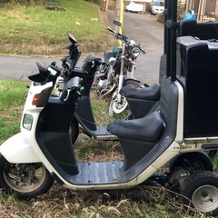 ジャイロキャノピーTA03部品取り2台　とカゴ3個の画像