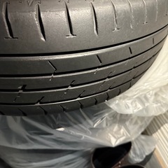 ノーマルタイヤの画像