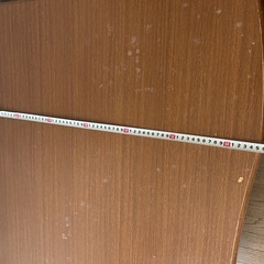 テッブルの画像