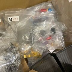 ベルトコンベア　金属　機械 　アルミ部品詰め合わせ 11/17週の平日の日中引き取り可の方の画像