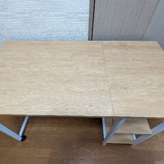折りたたみパソコンデスク（幅107cm）の画像