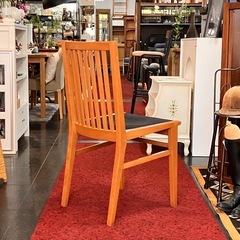 【在庫4脚】　90’s  シンプルモダンなダイニングチェア　椅子の画像