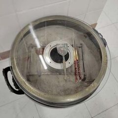 火鉢 囲炉裏 古道具 古民家 直径59cm×全高35cm 現状品 ガラス天板 コレクション 置物 オブジェ 苫小牧西店の画像