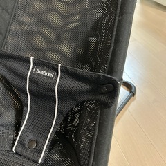 ベビービョルン　バウンサー　黒の画像