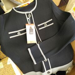 品質保証☆配達有り！500円(税込）個数有り コストコ [Yoicheu] Women's Pleats Cardigan カーディガンS/M M/Lの画像