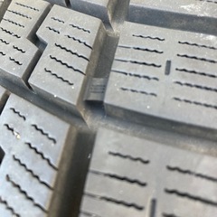 極上スタッドレスタイヤ 205/60R16の画像