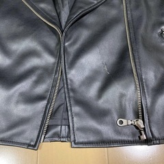 ジャンク品
レディースアーバンリサーチ合皮革ジャンの画像