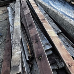 廃材（薪ストーブの薪に最適）
の画像