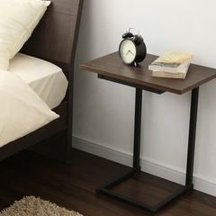 アイリスオーヤマサイドテーブルの画像