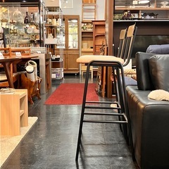 【在庫2脚】　スチールフレームのバースツール　カウンターチェア　アイアンの画像