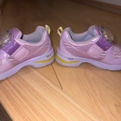 ラプンツェル靴　光るの画像