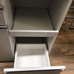 【ジャングルジャングル広陵店】サクライリビング　キッチンボード　ホワイトの画像