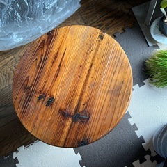 アンティークミニテーブルの画像