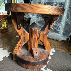 アンティークミニテーブルの画像