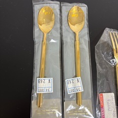 GOLDデザートフォークとスプーンの画像