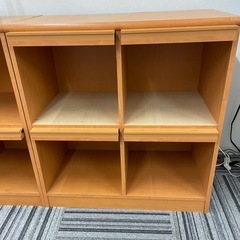 マガジンラック付き収納2点の画像