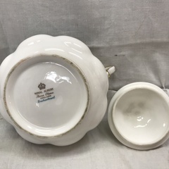 ⭐︎ドリーム2号館⭐︎⭐️ジモティー割引⭐️ROYAL ALBERT エンチャントメント シュガーポット ※箱なしの画像