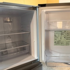 AQUA（アクア）　126L　ノンフロン冷凍冷蔵庫　2021年製　AQR-13K(S)の画像