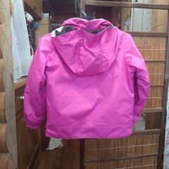 冬服　ジャンバー　ダウンジャケット　ジュニア　子供服　雪遊び　スキーウェア　上のみ　１２０サイズ　フェニックスの画像