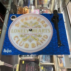 Pro-Ject Audio Systems Essential III THE BEATLES S.PEPPERS アナログレコードプレーヤーの画像