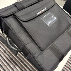 ALLEN & HEATH  Qu-16C  /純正キャリーバッグ/純正ミキサーライト の画像