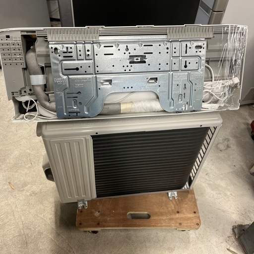 分解洗浄済み！2022年製Panasonicルームエアコン2.2kw/6〜9畳目安/取り付け可能/②