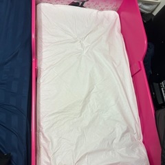 ミニーちゃん子供用ベッドの画像