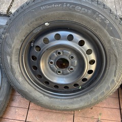 純正鉄チンホイール付スタッドレスタイヤ4本セット　195／65R15 15インチの画像