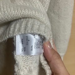 ＧＲＬ　アイボリーセーター　の画像