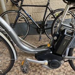 ブリヂストン電動自転車 大バッテリー12.8Ah 走行約60kmの画像
