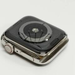 Apple Watch Series 5/GPS+セルラー/40mm/A2156/ステンレス〈MWX42J/A〉の画像